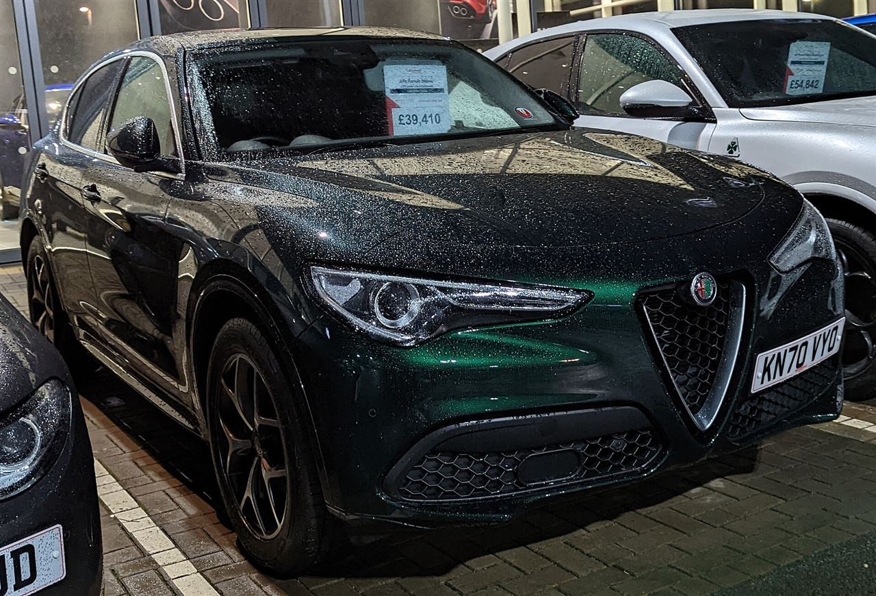 Alfa Romeo STELVIO ÉDITION LIMITÉE LEIL — photo 3 : 2020 Alfa Romeo Stelvio Lusso Ti TB AWD Auto