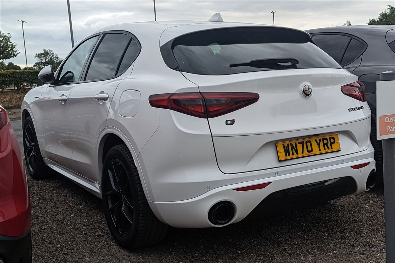 Alfa Romeo STELVIO ÉDITION LIMITÉE LEIL — photo 5 : Alfa Romeo Stelvio (2023) 1X7A1915