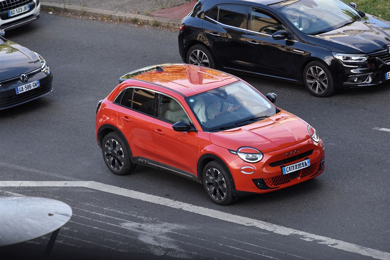 Fiat 600 MHEV – 1,2 – Confort – 136 ch — photo 4 : Fiat 600 Hybrid 1.2 (2025) (54721475601)