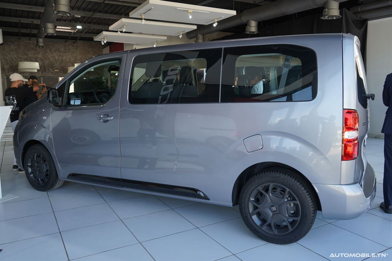 Fiat SCUDO – 8 places — photo 2 : Fiat Scudo Combi actuel — profil vitré